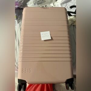 BEIS Glossy Atlas Pink Medium Check In